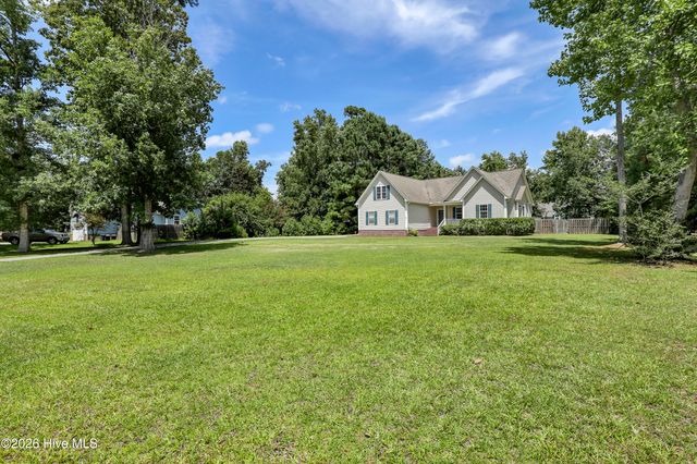 356 Knollwood Drive, Hampstead, NC 28443