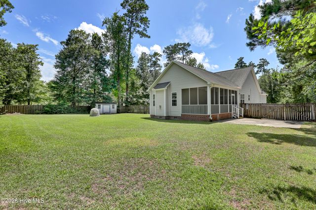 356 Knollwood Drive, Hampstead, NC 28443