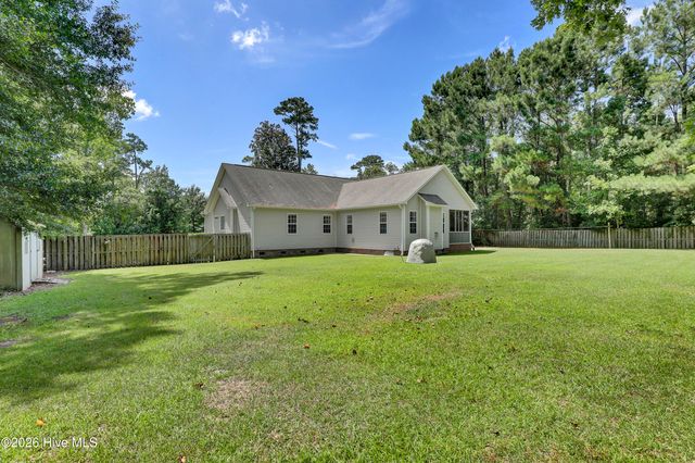 356 Knollwood Drive, Hampstead, NC 28443