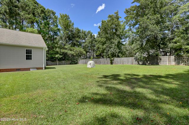 356 Knollwood Drive, Hampstead, NC 28443
