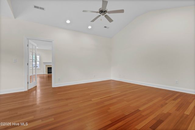 356 Knollwood Drive, Hampstead, NC 28443