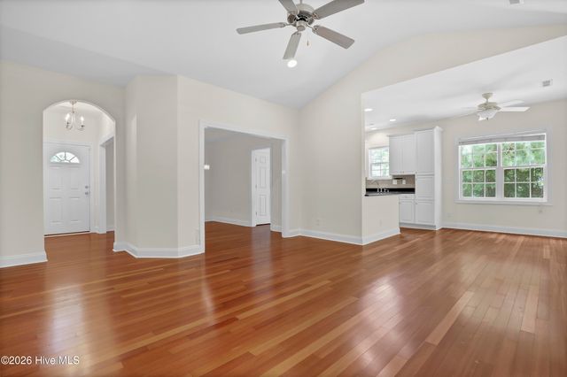 356 Knollwood Drive, Hampstead, NC 28443