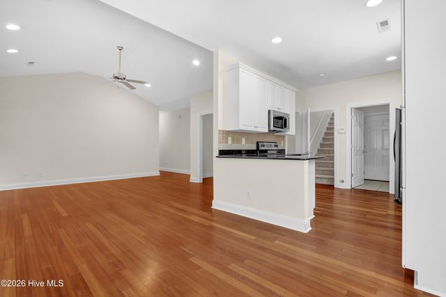 356 Knollwood Drive, Hampstead, NC 28443