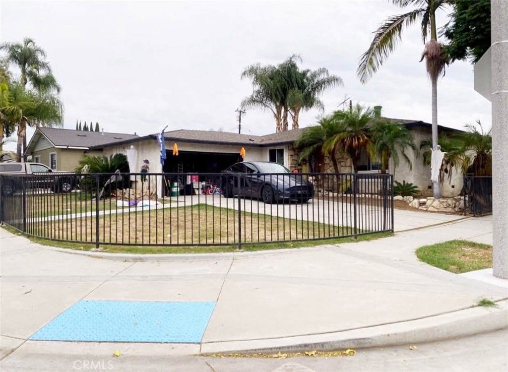 11906 Nashville, La Mirada, CA 90638 — exterior