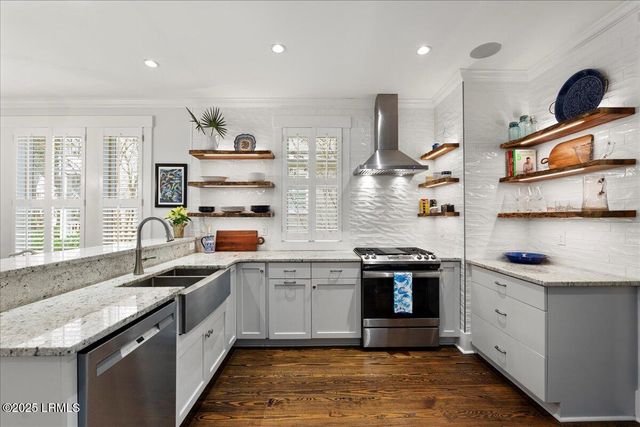 10 Hayek Street, Beaufort, SC 29907