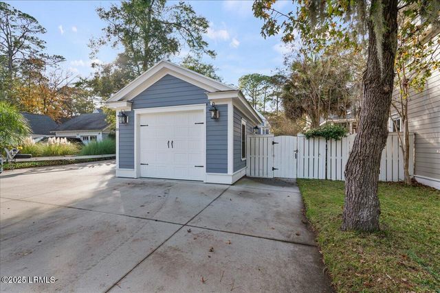 10 Hayek Street, Beaufort, SC 29907