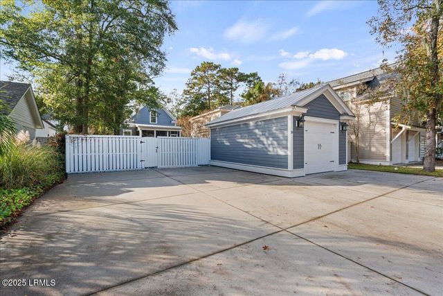 10 Hayek Street, Beaufort, SC 29907