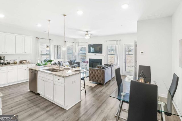 82 Vickers Point Drive, Fairburn, GA 30213