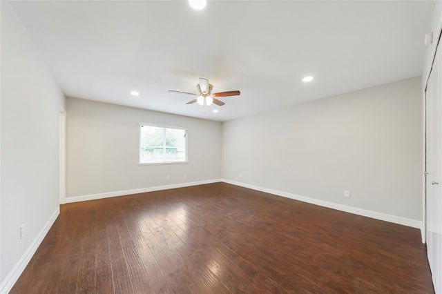 6630 Tara Drive, Richmond, TX 77469