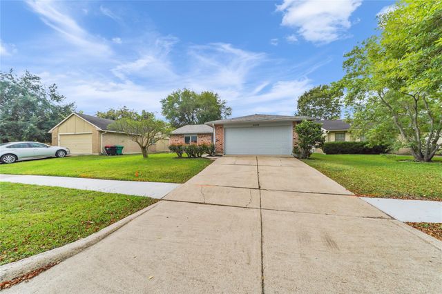 6630 Tara Drive, Richmond, TX 77469