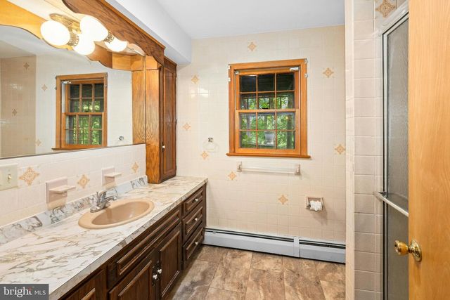 1578 HAFLER RD, Bethlehem, PA 18015