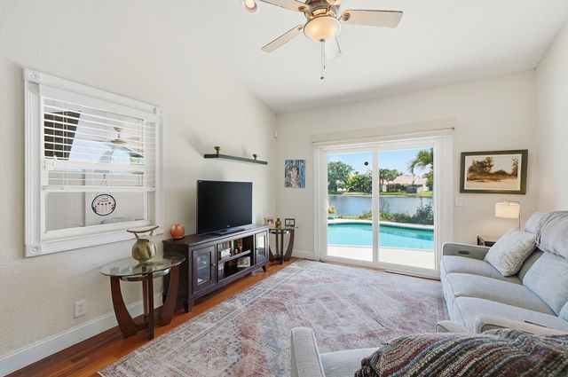 6208 Country Fair Circle, Boynton Beach, FL 33437