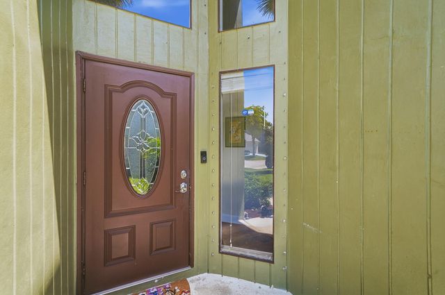 6208 Country Fair Circle, Boynton Beach, FL 33437