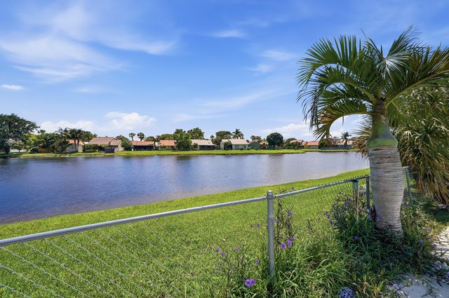6208 Country Fair Circle, Boynton Beach, FL 33437