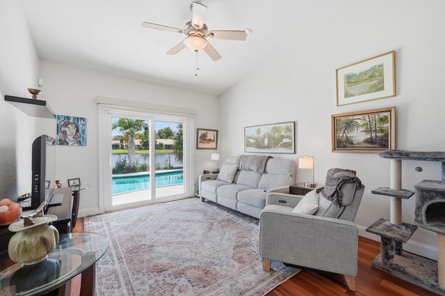 6208 Country Fair Circle, Boynton Beach, FL 33437
