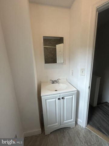 2930 W ARIZONA ST, Philadelphia, PA 19132
