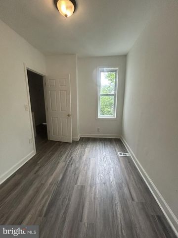 2930 W ARIZONA ST, Philadelphia, PA 19132