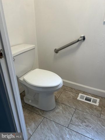 2930 W ARIZONA ST, Philadelphia, PA 19132
