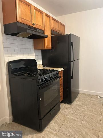 2930 W ARIZONA ST, Philadelphia, PA 19132