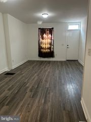 2930 W ARIZONA ST, Philadelphia, PA 19132