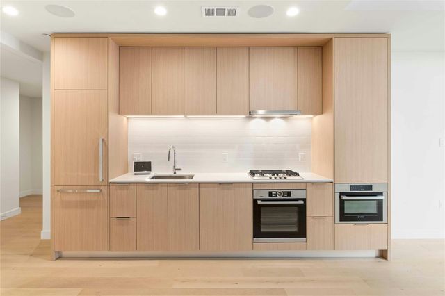 44 East Ave 2406, Austin, TX 78701