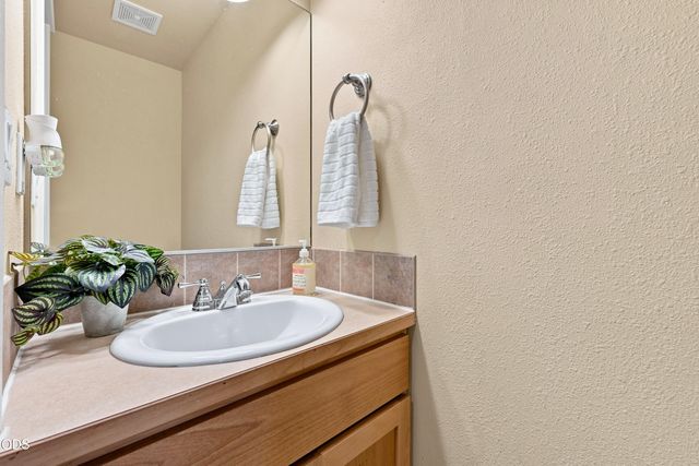 21274 NE Beall Drive, Bend, OR 97701