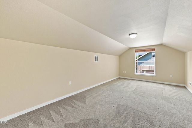21274 NE Beall Drive, Bend, OR 97701