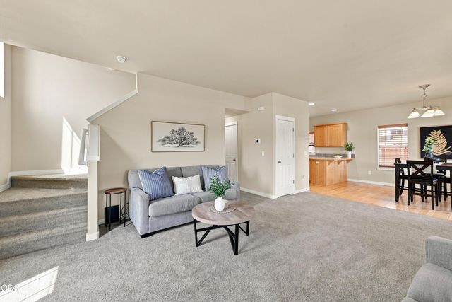 21274 NE Beall Drive, Bend, OR 97701
