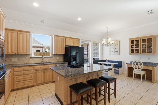 6901 Vista Ridge Drive W, Fort Worth, TX 76132