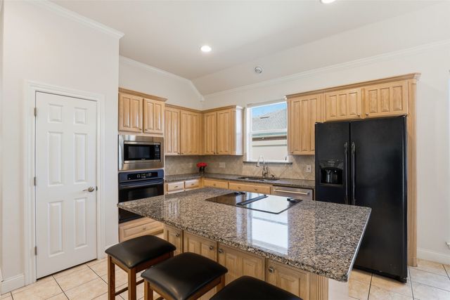 6901 Vista Ridge Drive W, Fort Worth, TX 76132