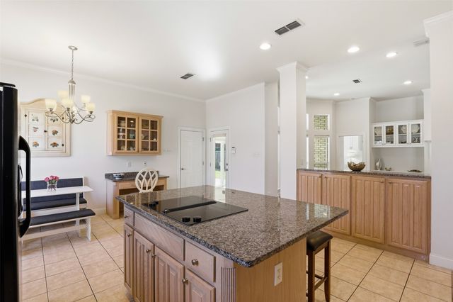 6901 Vista Ridge Drive W, Fort Worth, TX 76132