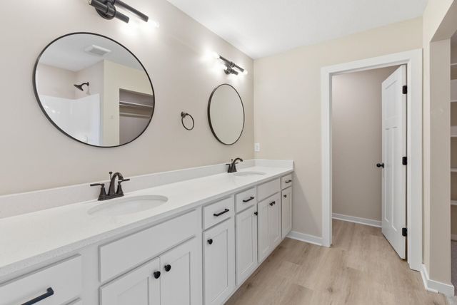 3509 W Longleaf Circle, Wichita, KS 67205