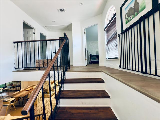 8113 BREEZE COVE LANE, Orlando, FL 32819