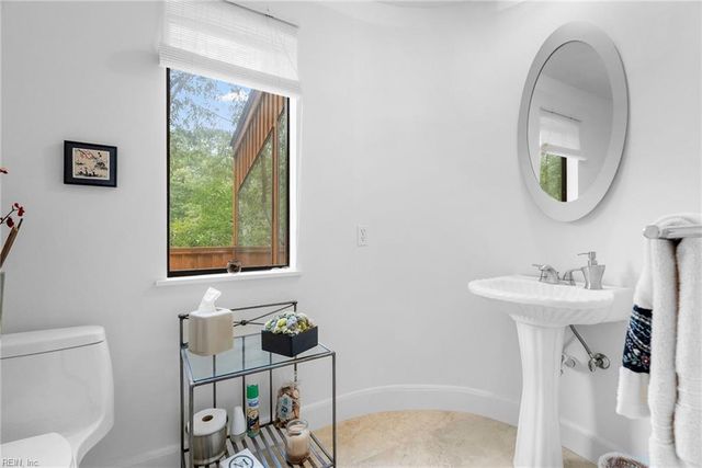 625 Heron Point CIR, Virginia Beach, VA 23452