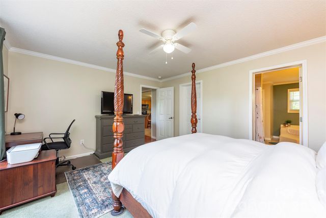 25 Inglescott Way, Alexander, NC 28701