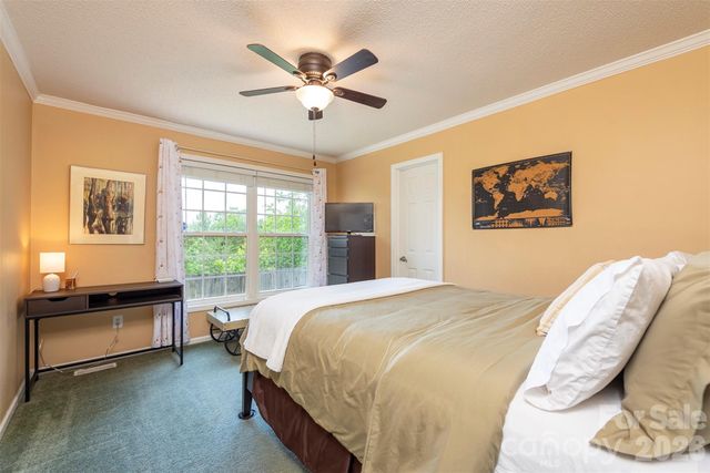 25 Inglescott Way, Alexander, NC 28701