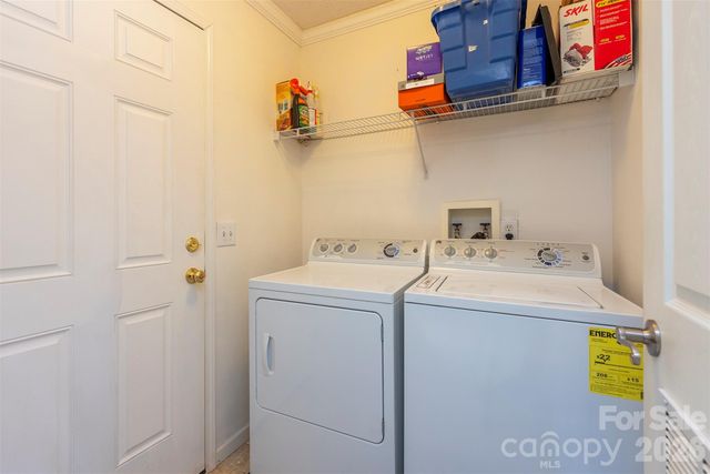 25 Inglescott Way, Alexander, NC 28701