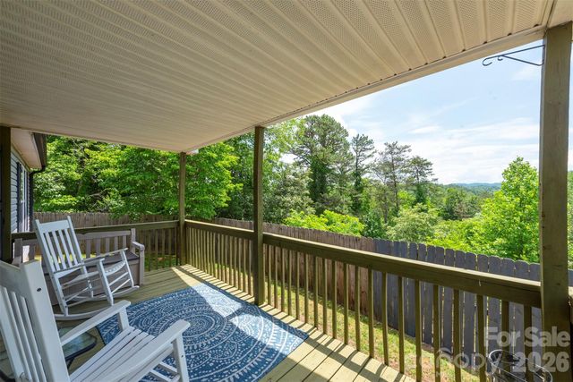 25 Inglescott Way, Alexander, NC 28701
