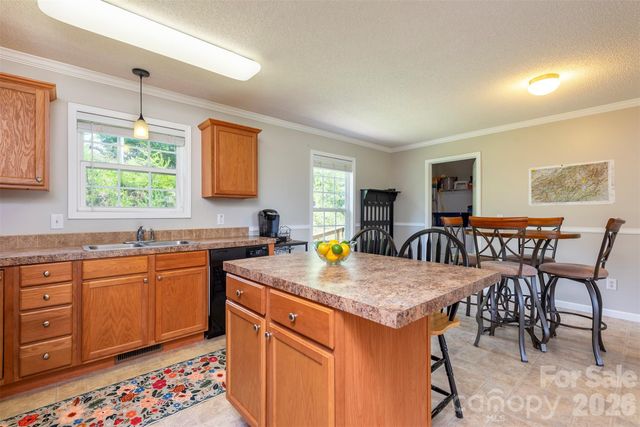25 Inglescott Way, Alexander, NC 28701