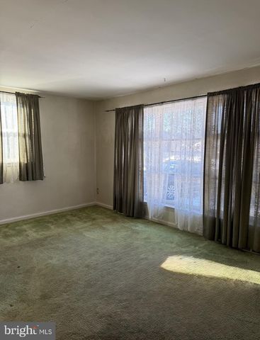 103 COLONIAL DR, Norristown, PA 19401