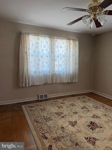 103 COLONIAL DR, Norristown, PA 19401