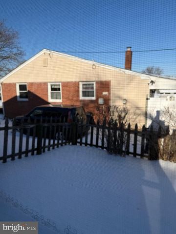 103 COLONIAL DR, Norristown, PA 19401