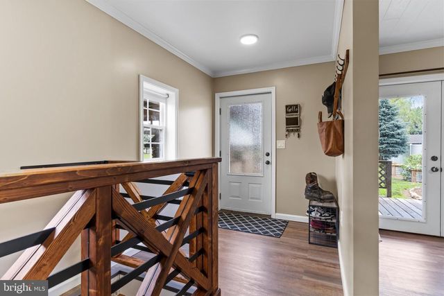 8 NAUGLE RD, Shippensburg, PA 17257