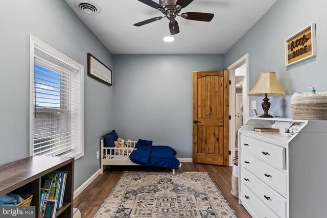 8 NAUGLE RD, Shippensburg, PA 17257