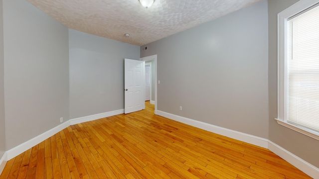 18 Rowell 2, Boston, MA 02125