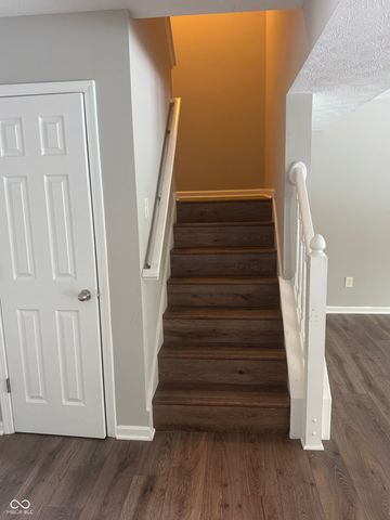 8814 Stoddard Lane, Indianapolis, IN 46217