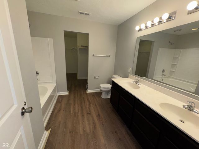 8814 Stoddard Lane, Indianapolis, IN 46217