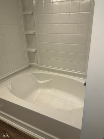 8814 Stoddard Lane, Indianapolis, IN 46217