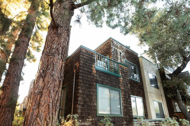 633 Lytton Avenue 5, Palo Alto, CA 94301