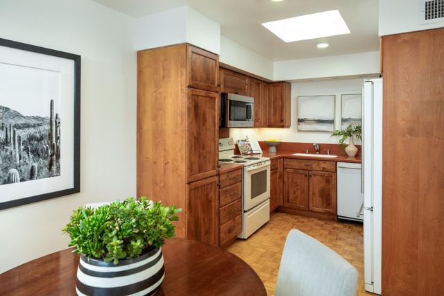 633 Lytton Avenue 5, Palo Alto, CA 94301